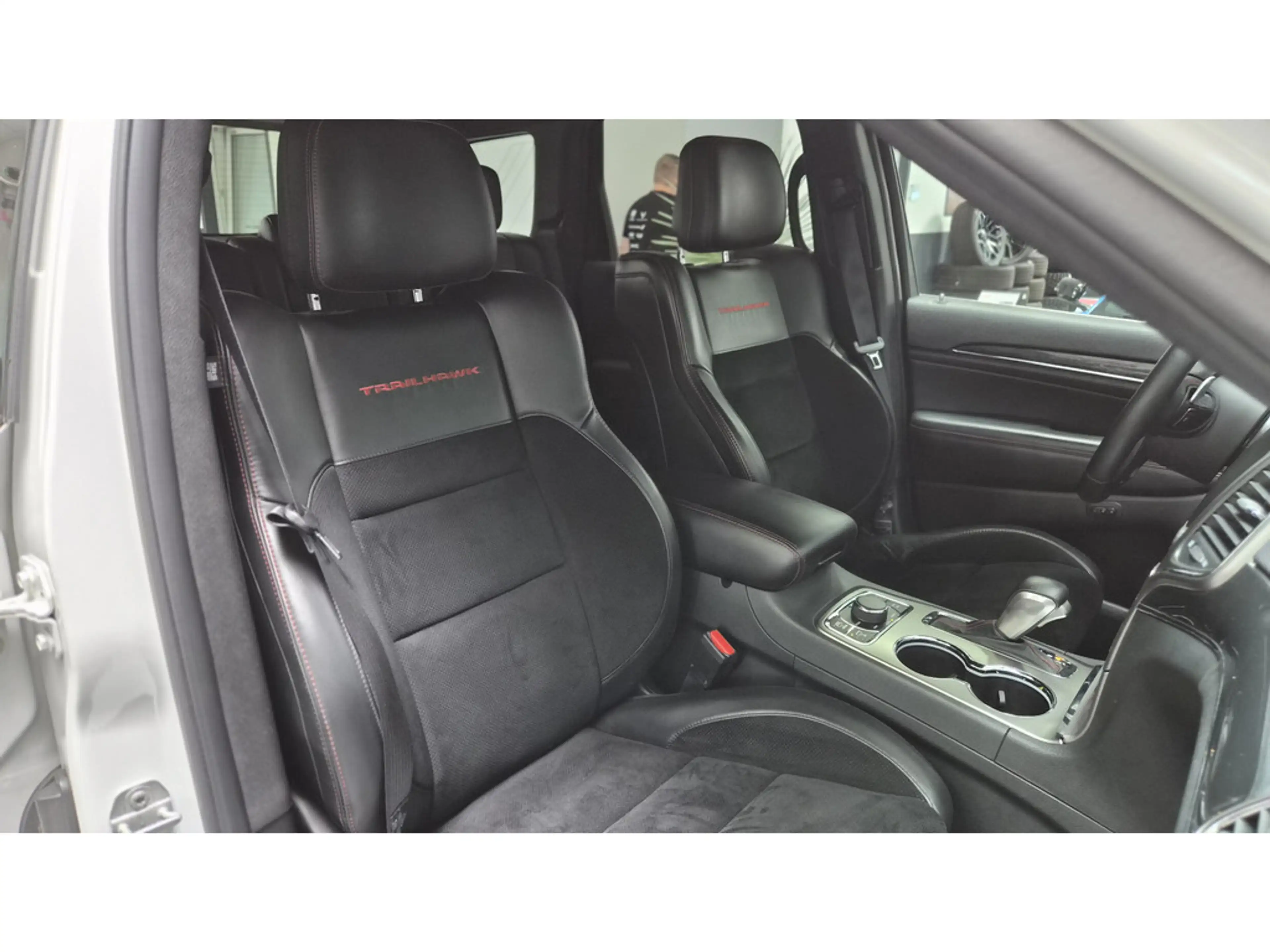 Jeep Grand Cherokee 3.0 CRD Trailhawk Luft HiFi Fa — photo 12