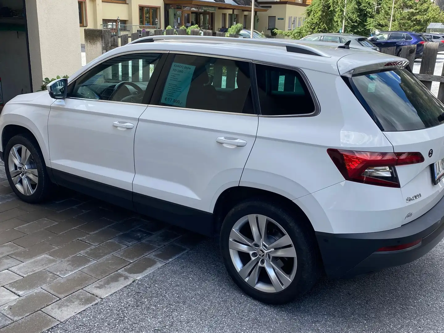 Skoda Karoq Karoq 1,6 TDI Style DSG Aut. Style Weiß - 2
