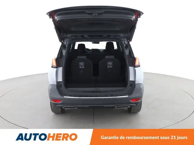 Peugeot 5008 view 16