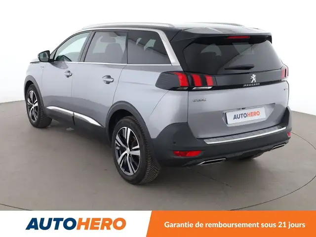 Peugeot 5008 view 4