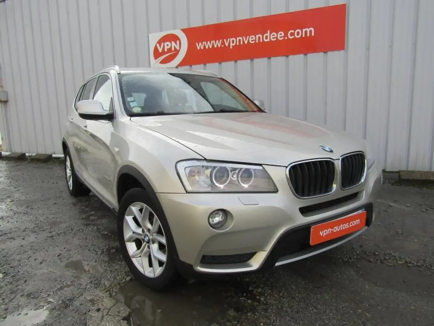 BMW X3 xDrive20dA 184ch Luxe Gris - 2