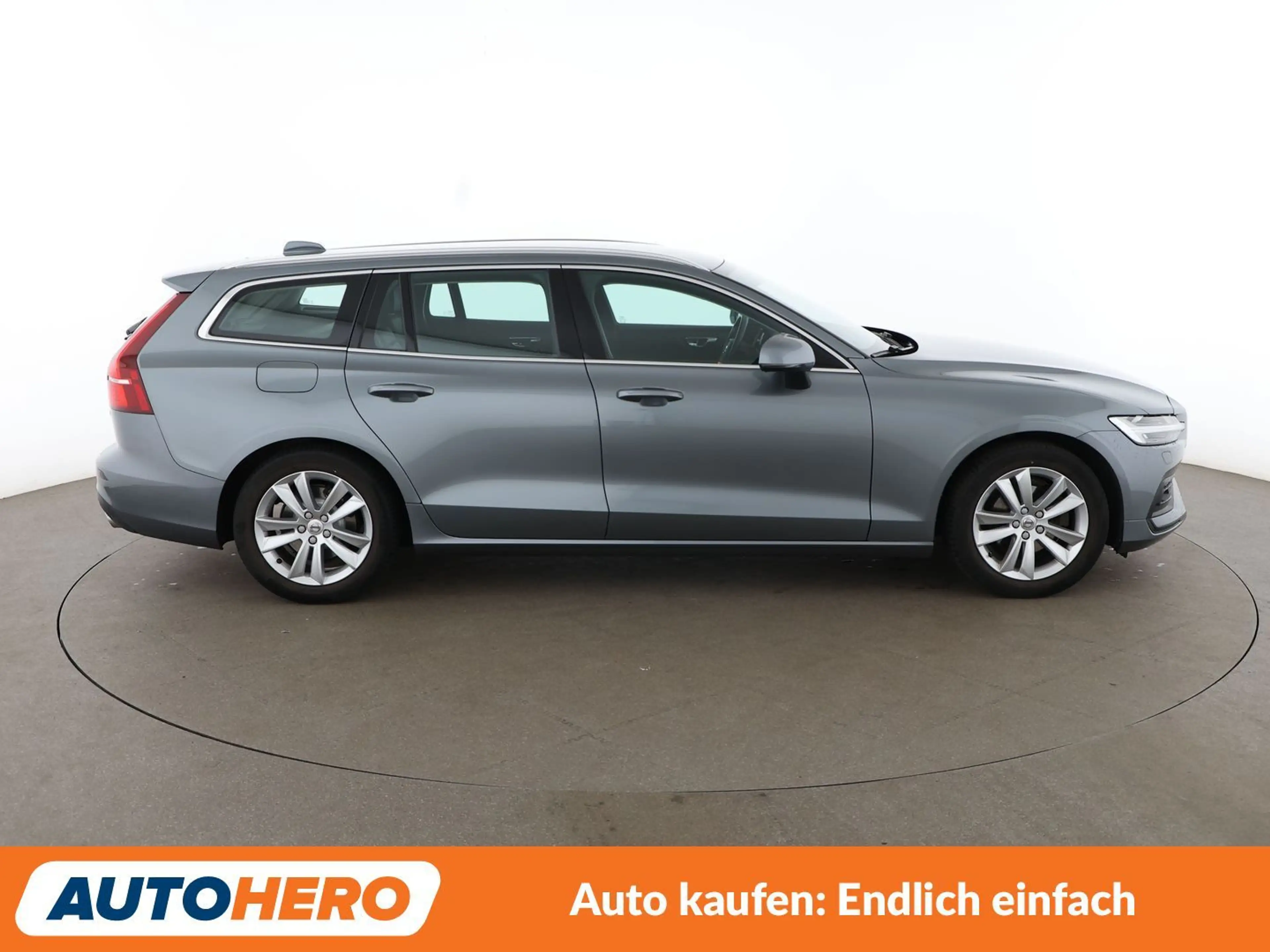 Volvo V60 2.0 D4 Momentum AWD Aut*LED*TEMPO*PDC*SHZ* — photo 7