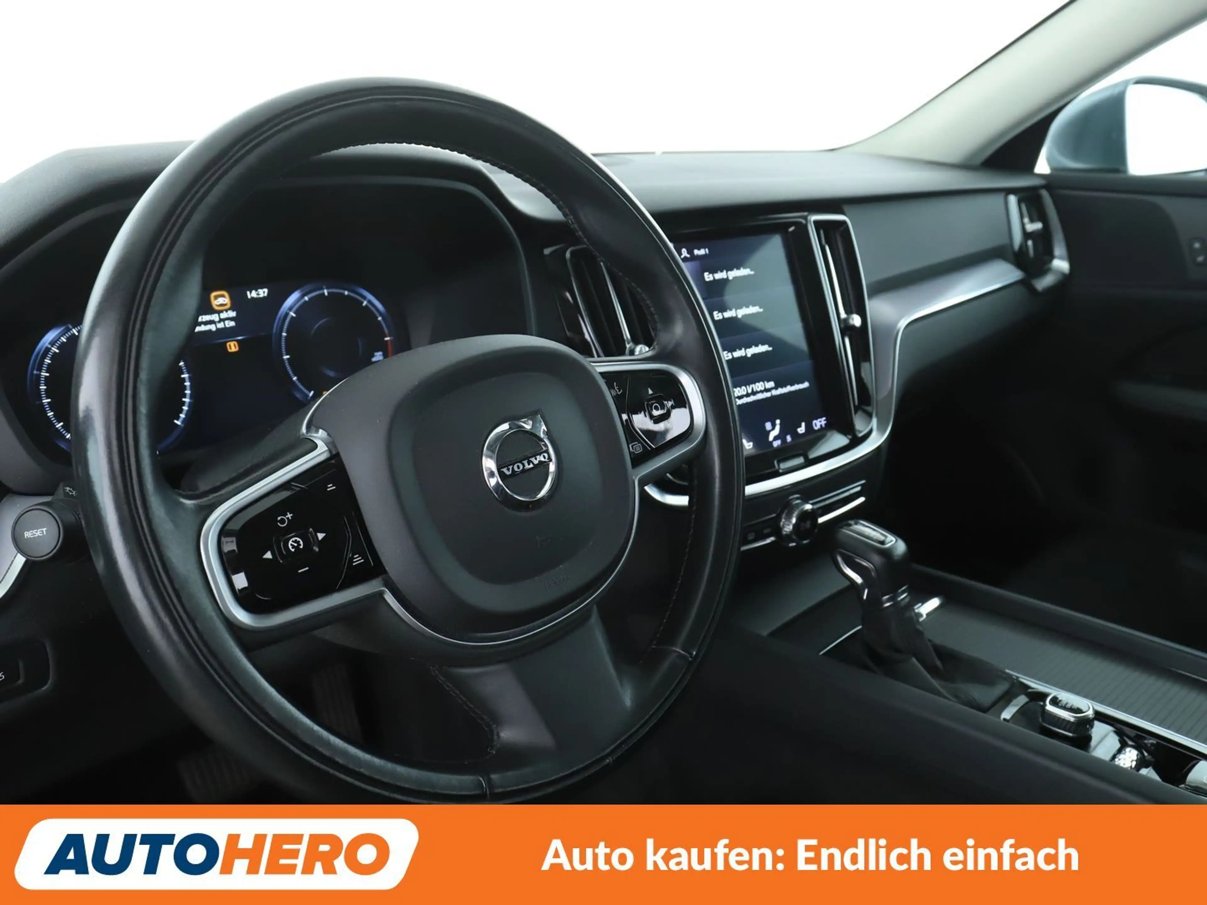 Volvo V60 2.0 D4 Momentum AWD Aut*LED*TEMPO*PDC*SHZ* — photo 11