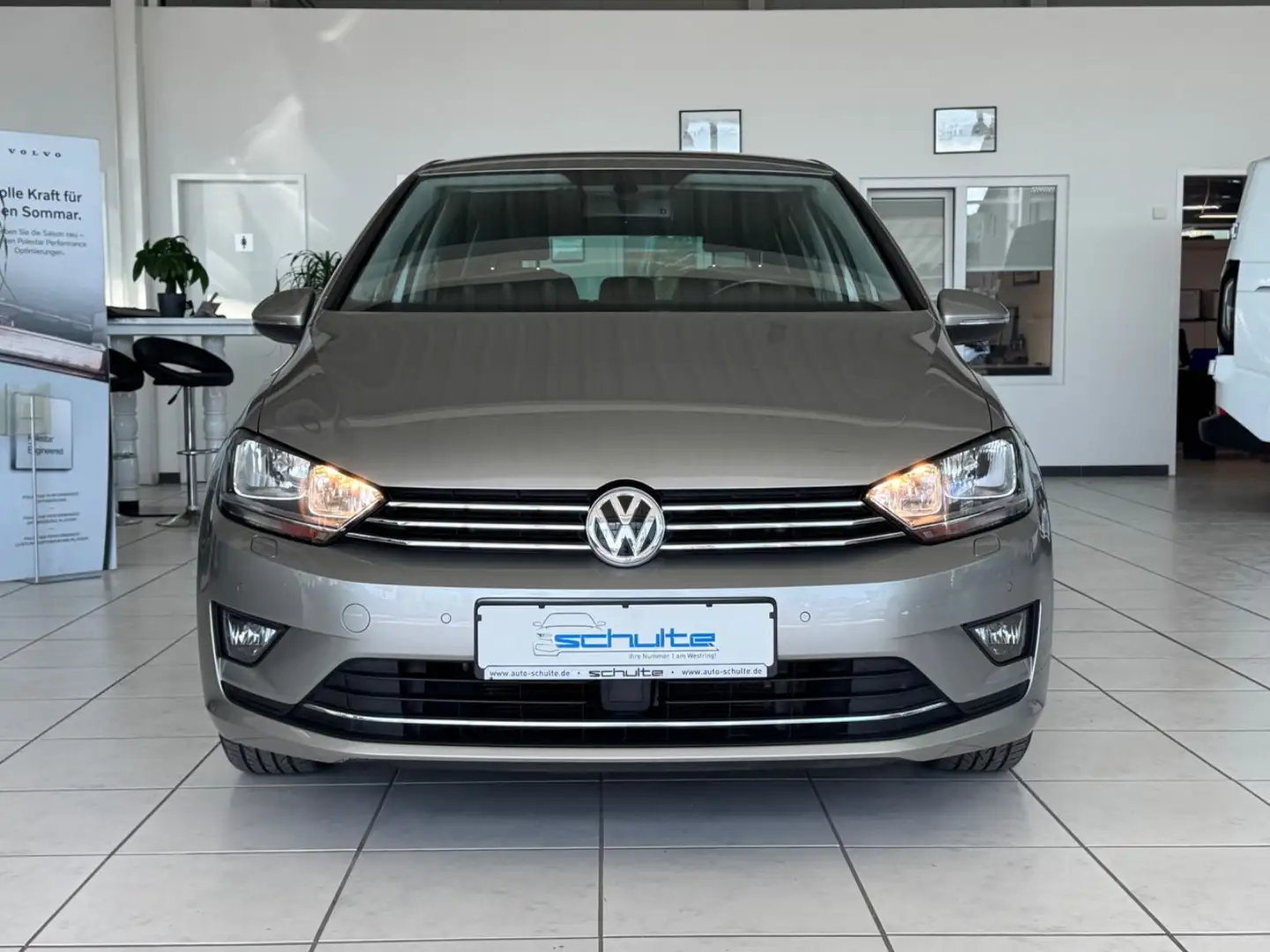 Volkswagen Golf Sportsvan VII Lounge ALU*SHZ*Temp*PDC*Nebel Silber - 2