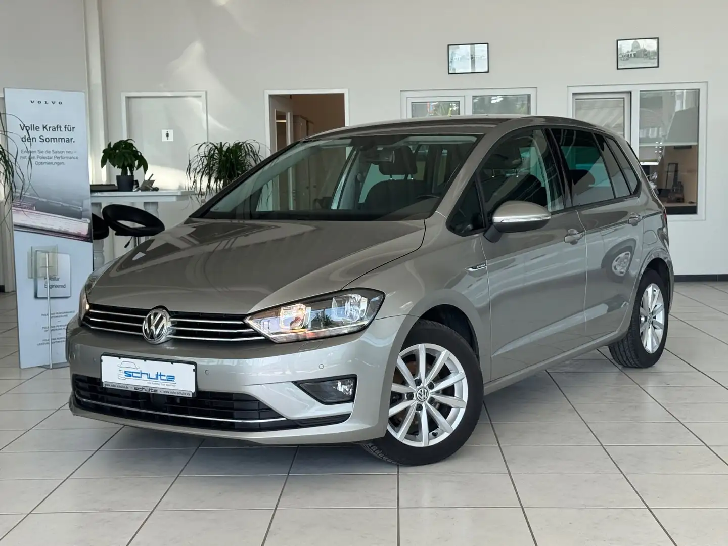 Volkswagen Golf Sportsvan VII Lounge ALU*SHZ*Temp*PDC*Nebel Silber - 1