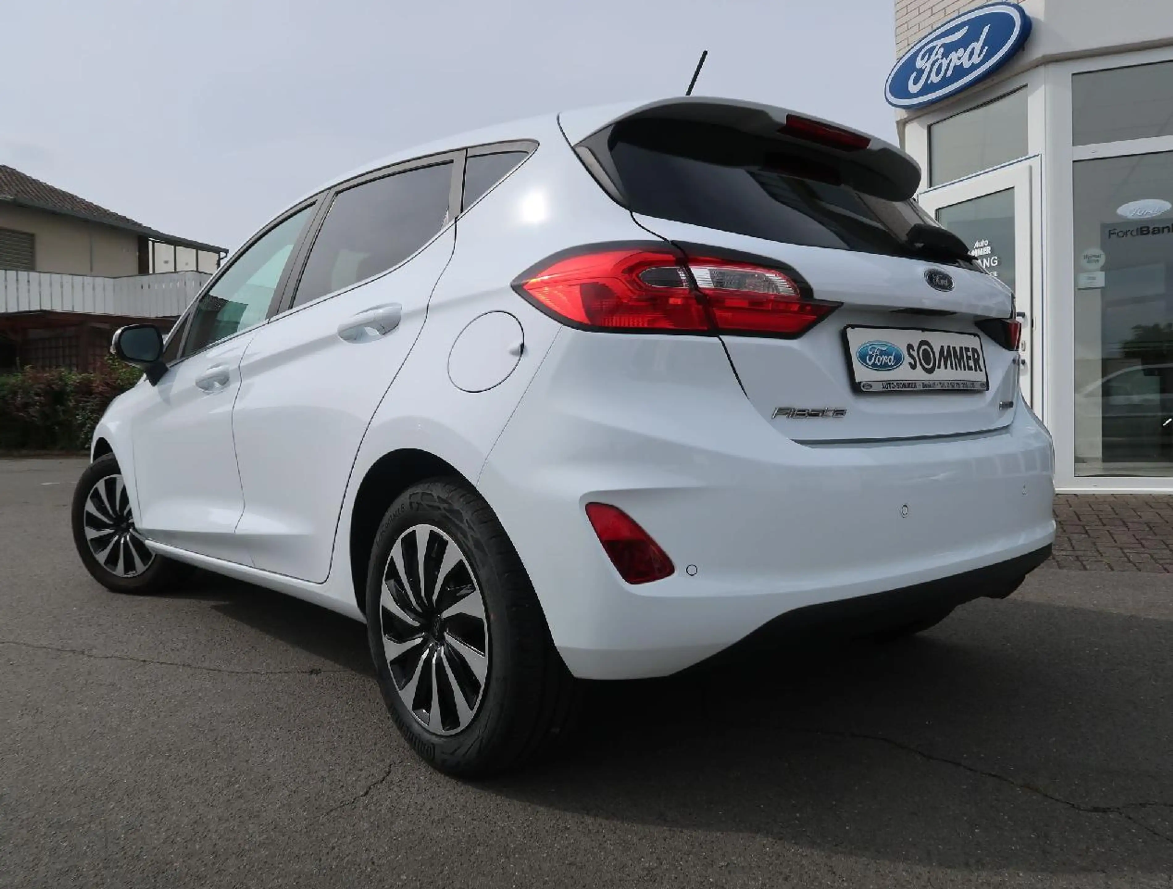 Ford Fiesta Titanium — photo 6