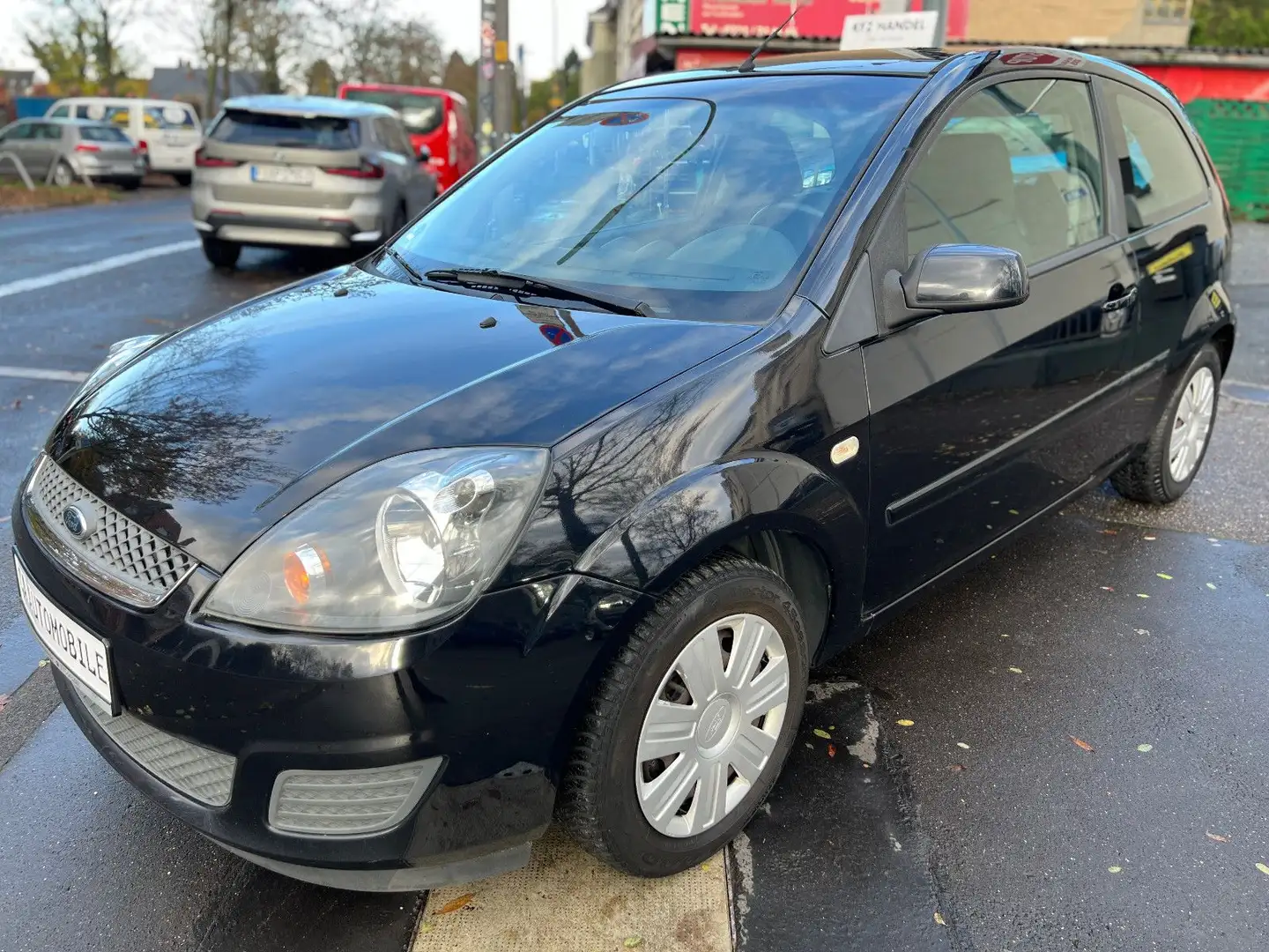 Ford Fiesta Connection*LPG*KLIMAANLAGE*BORDCOMPUTER* Schwarz - 2