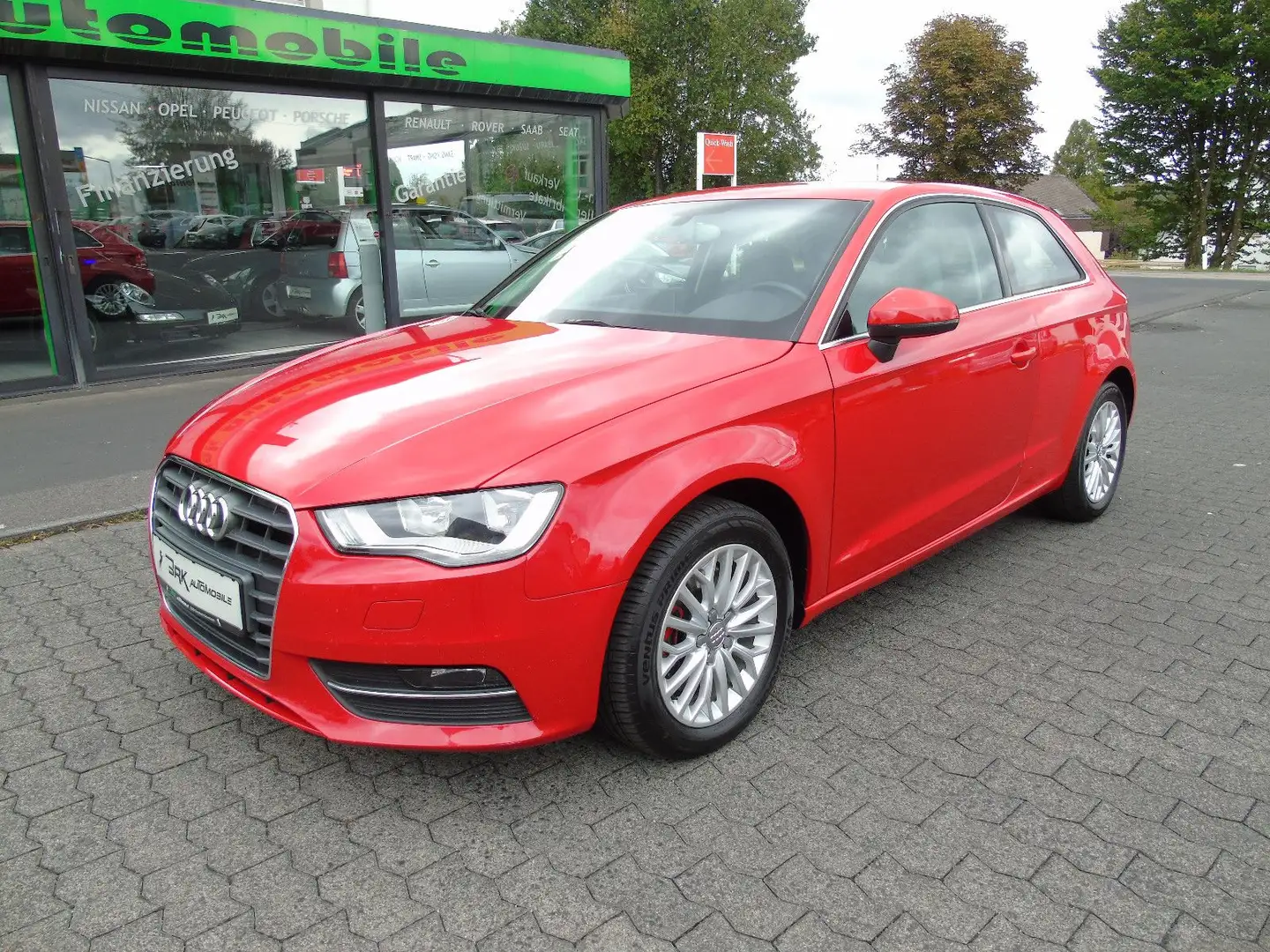 Audi A3 ambiente 1,8 TFSI S-Tronic *LEDER*KLIMATRONIC Rot - 1