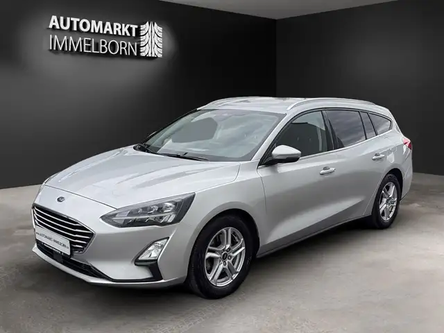 Ford Focus view 4