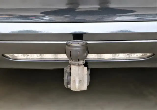 Mercedes-Benz S Class view 9