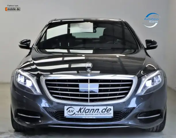 Mercedes-Benz S Class view 2