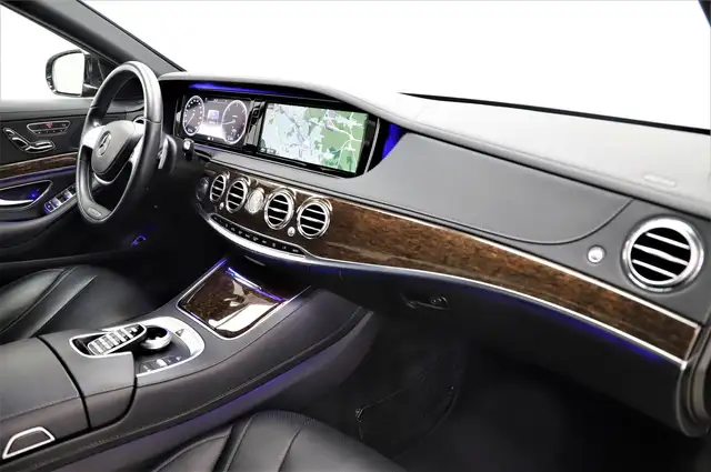 Mercedes-Benz S Class view 13