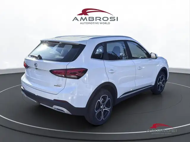 MG MG ZS view 3