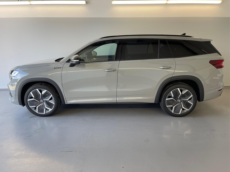 Skoda Kodiaq Sportline 193PS TDI 4x4 7Sitze+AHK+HUD+Pano+360... — photo 3