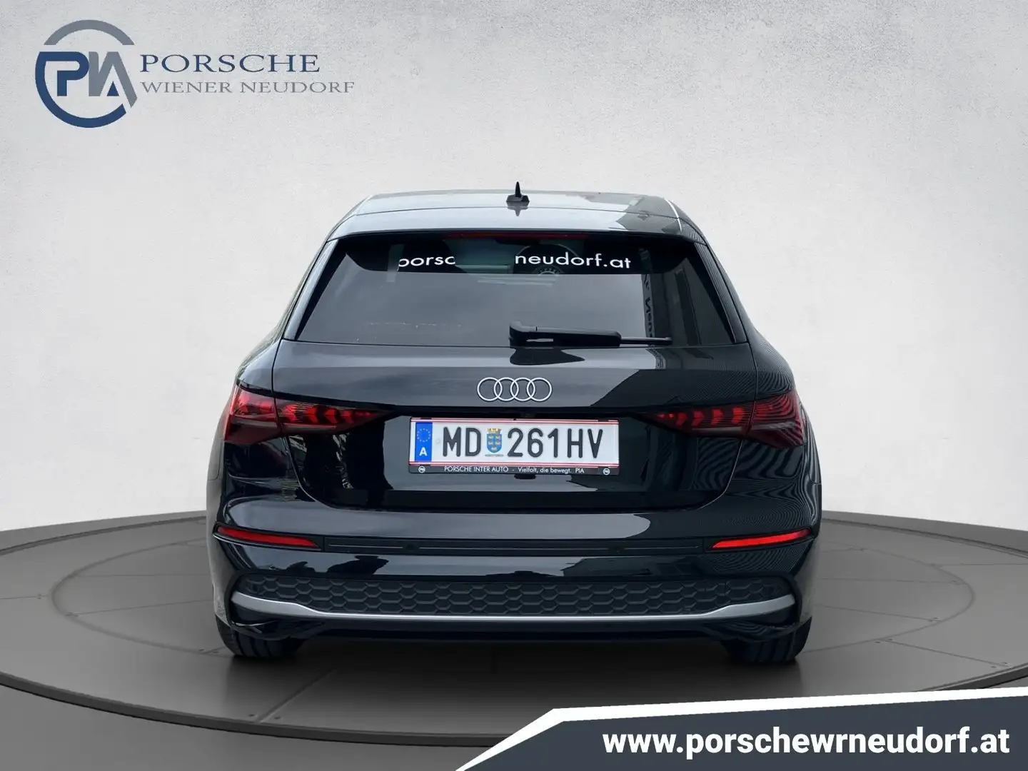 Audi A3 30 TFSI Negro - 2