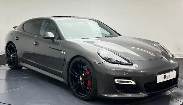 Porsche Panamera view 2