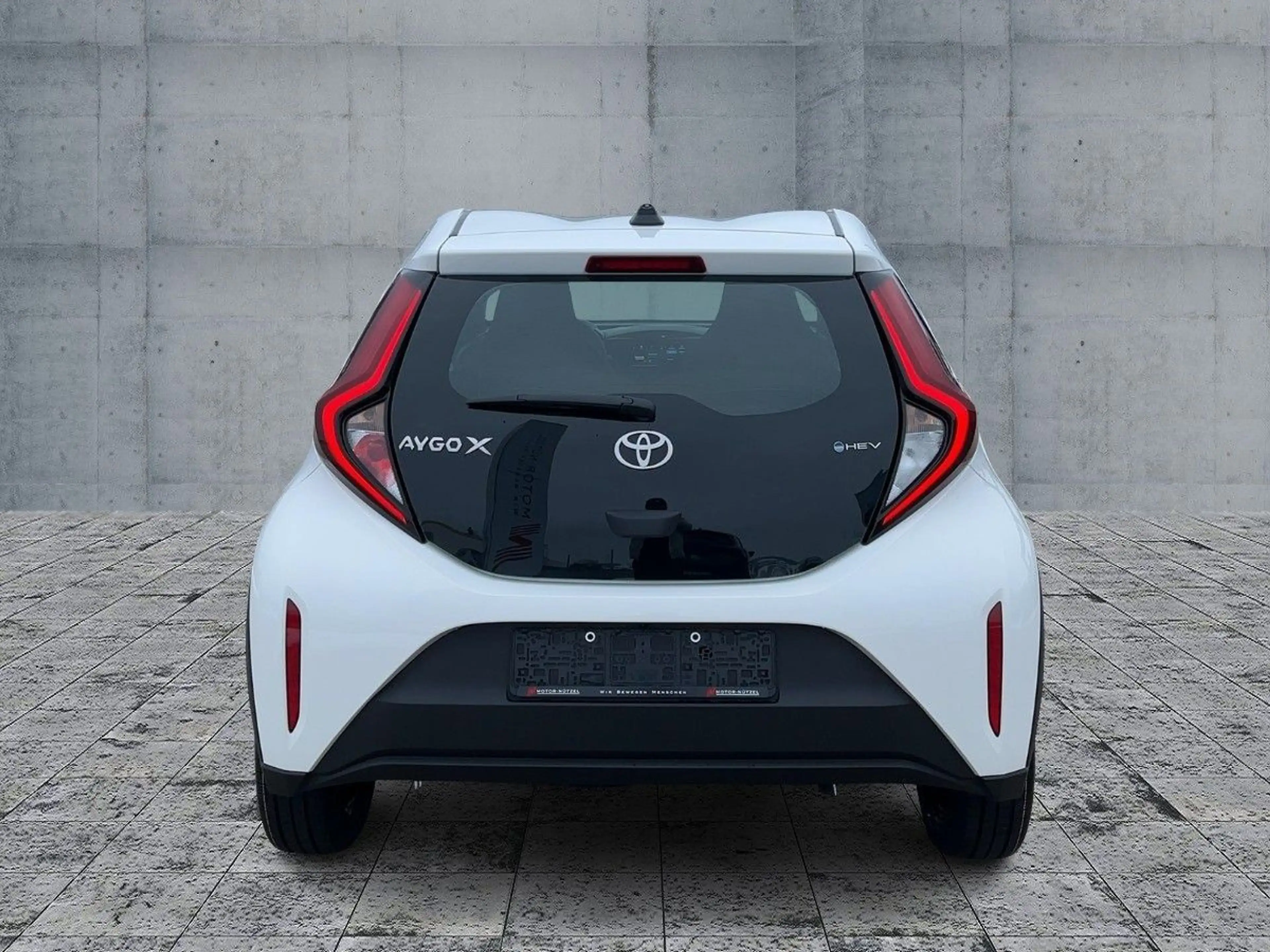 Toyota Aygo X AYGO X Hyb. 1.5 Hyb. Pure *ALL-IN LEASING* — photo 6