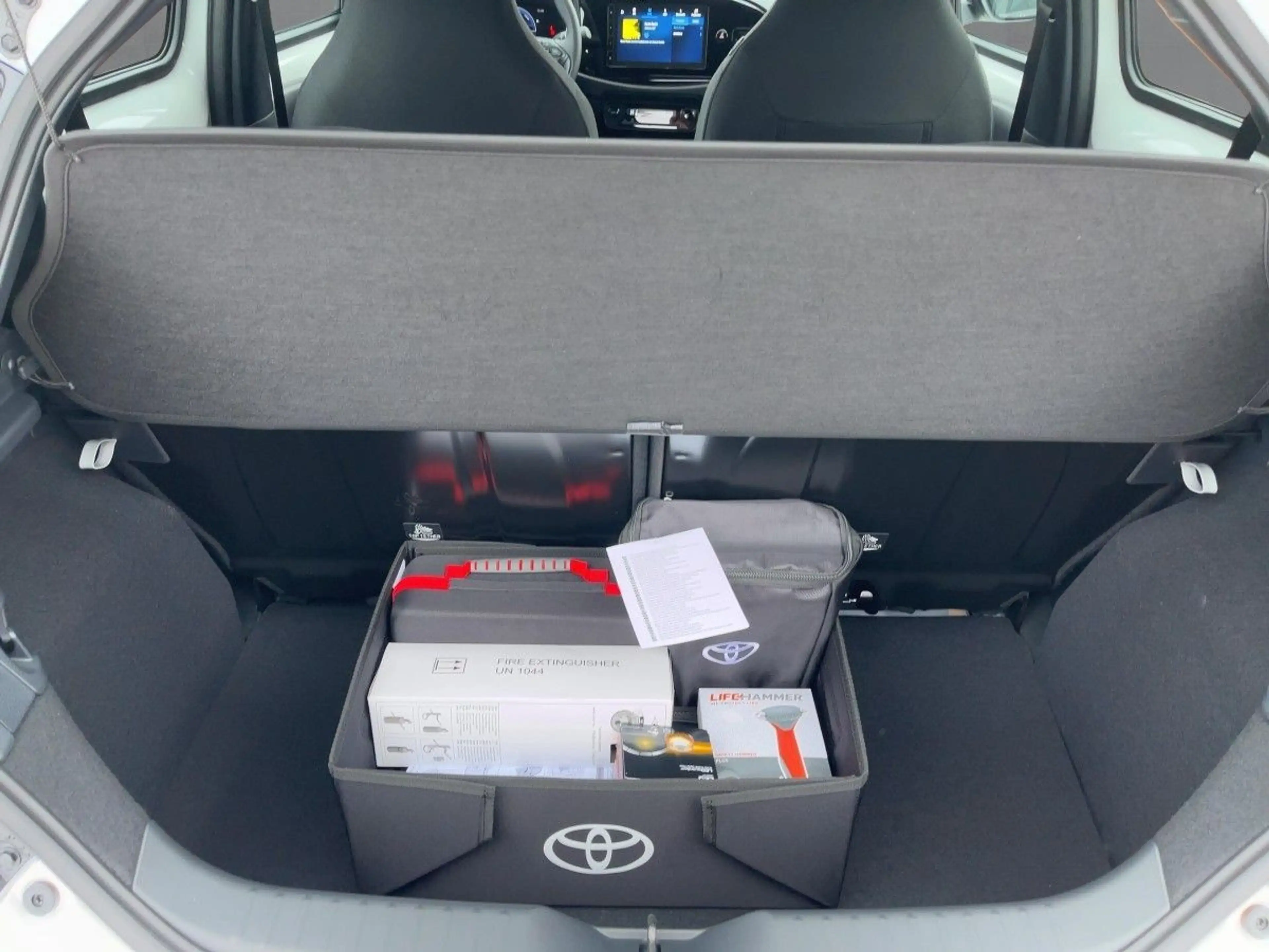 Toyota Aygo X AYGO X Hyb. 1.5 Hyb. Pure *ALL-IN LEASING* — photo 14