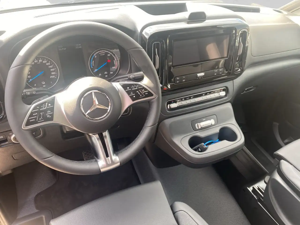 Mercedes-Benz Model not specified 2026