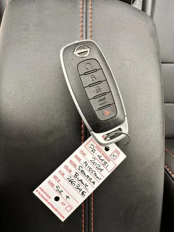 Nissan Sentra снимка Nissan Sentra