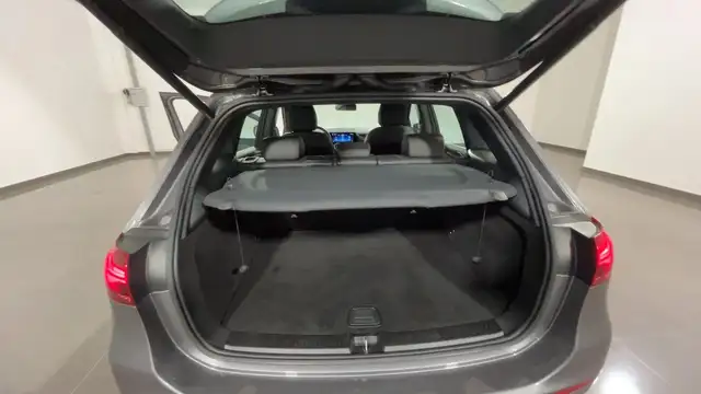 Mercedes-Benz B-Class view 19