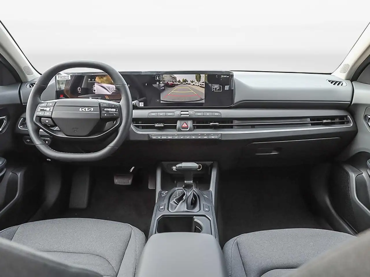 Kia K4 снимка Kia K4