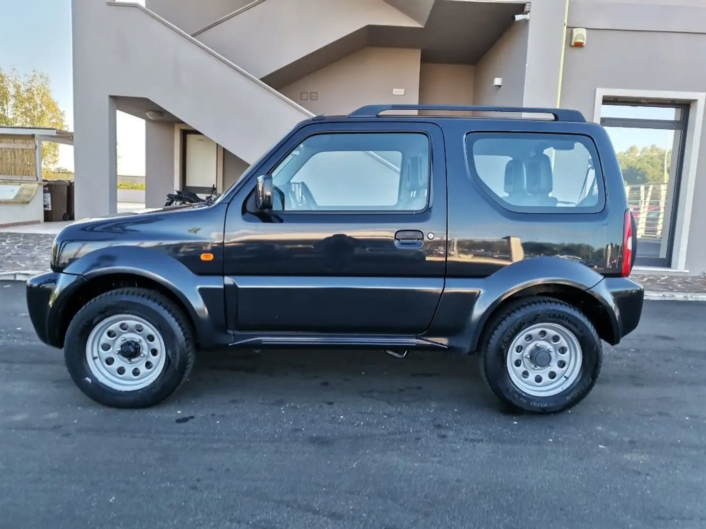 Suzuki Jimny 1.3i 16V  4WD Nero - 2