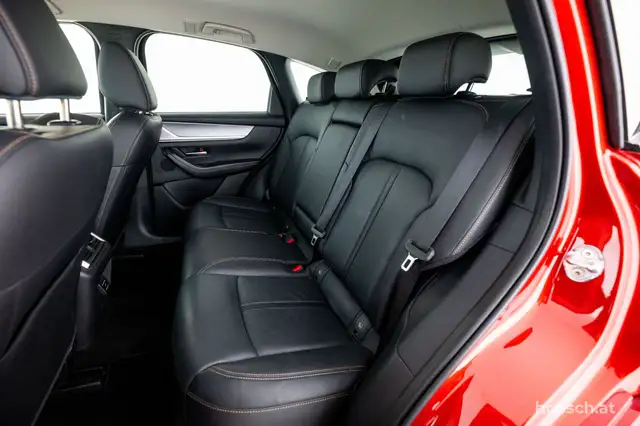 Mazda CX-60 view 8