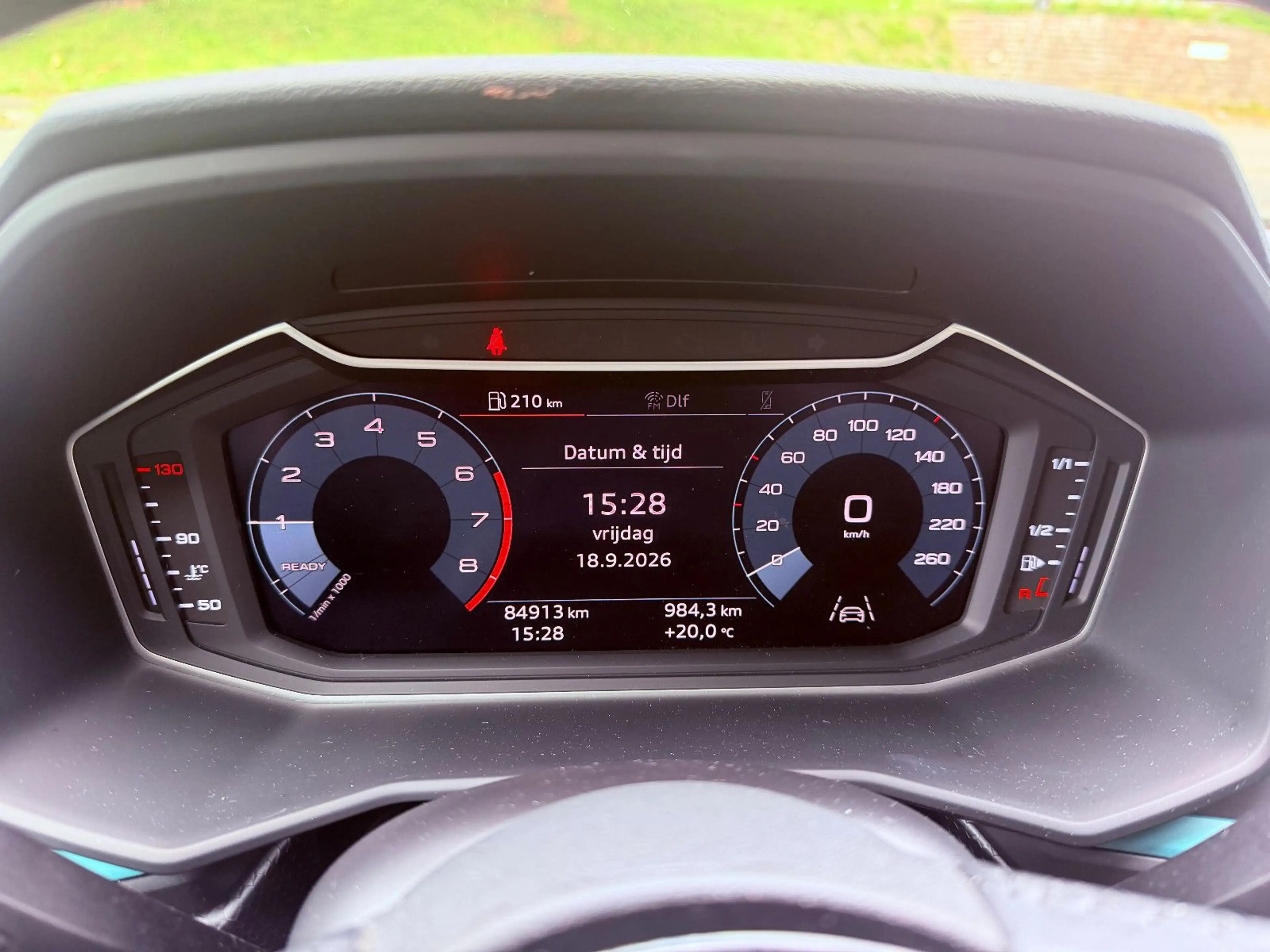 Audi A1 Sportback 30 TFSI advanced — photo 7