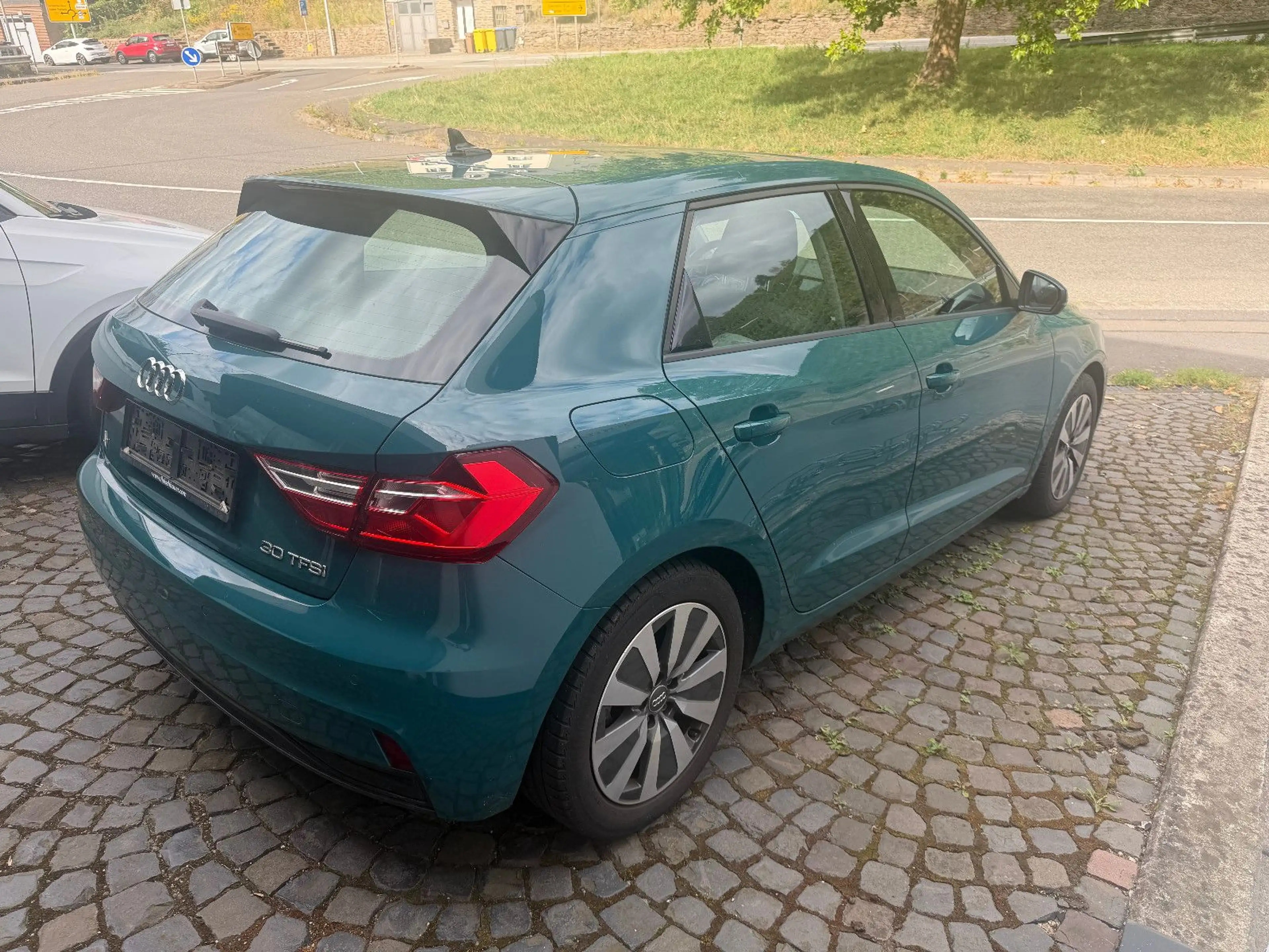 Audi A1 Sportback 30 TFSI advanced — photo 3