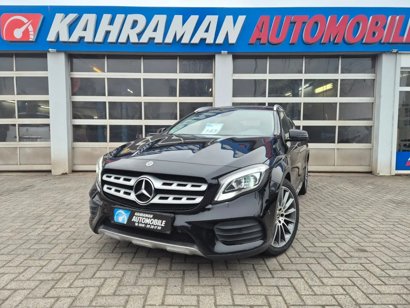 Mercedes-Benz GLA 200 GLA GLA 200 Urban Style Edition Schwarz - 1