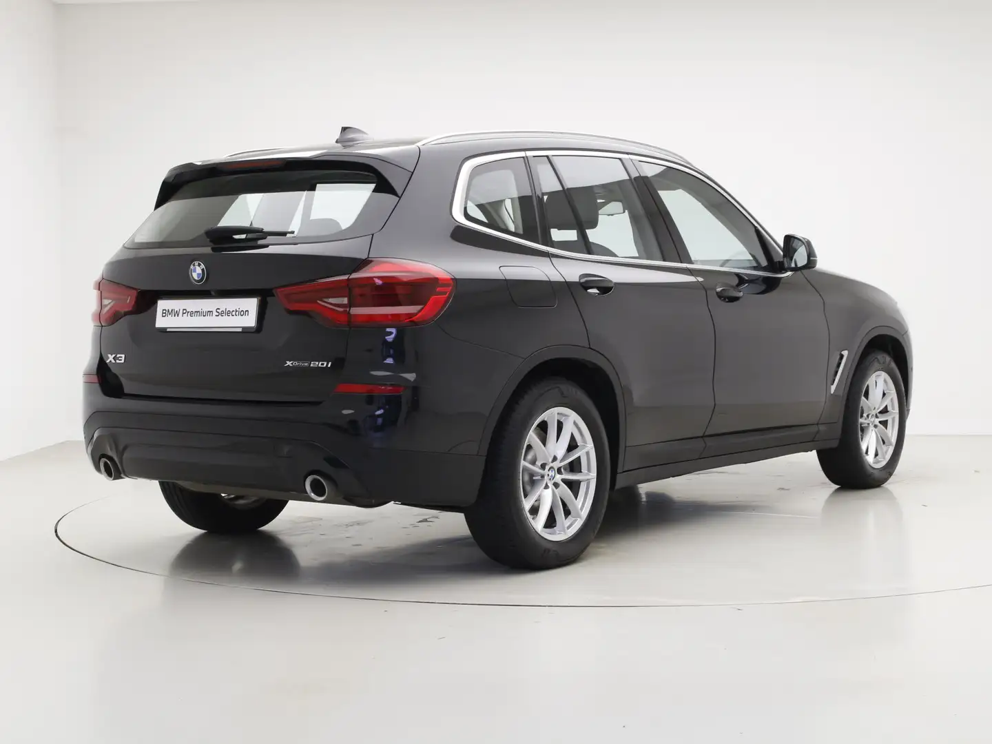 BMW X3 xDrive20i High Executive | Achteruitrijcamera | St Zwart - 2