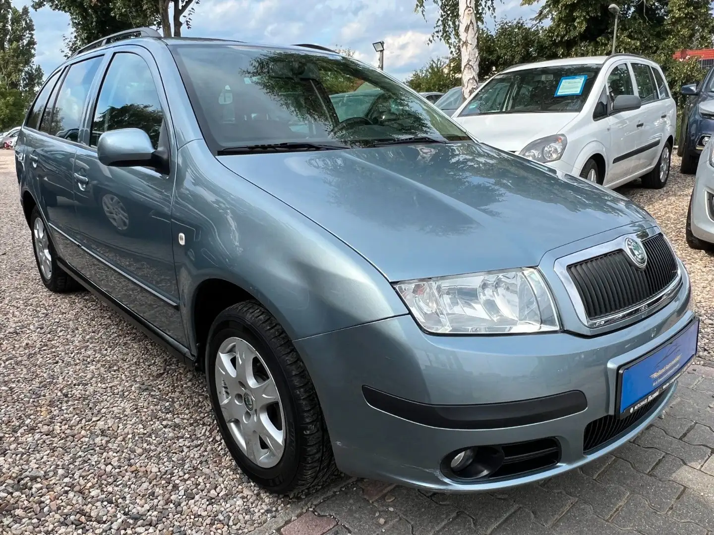 Skoda Fabia Combi Classic*1.HD*Klima*80.TKM*TÜV NEU Gris - 2