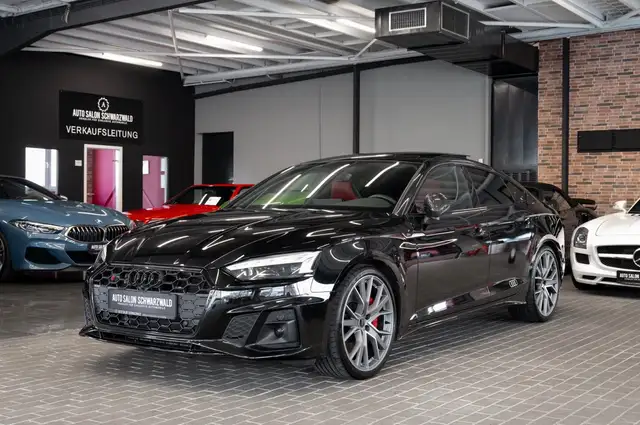 Audi S5 view 2