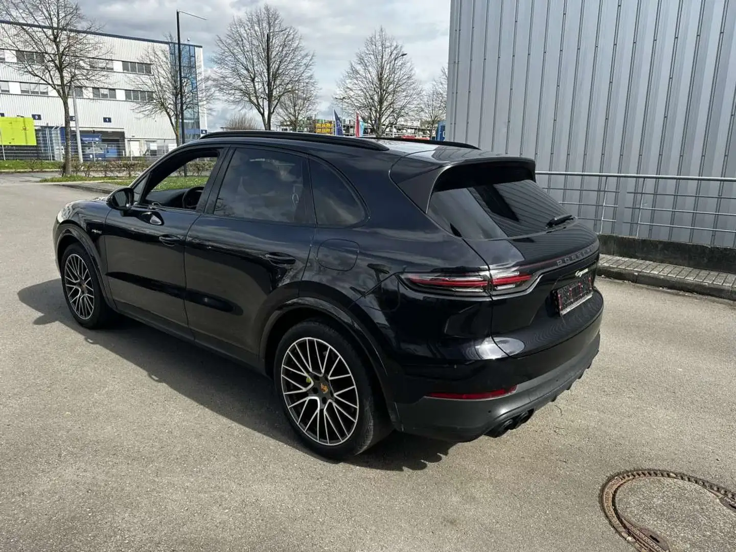 Porsche Cayenne E-Hybrid Noir - 2