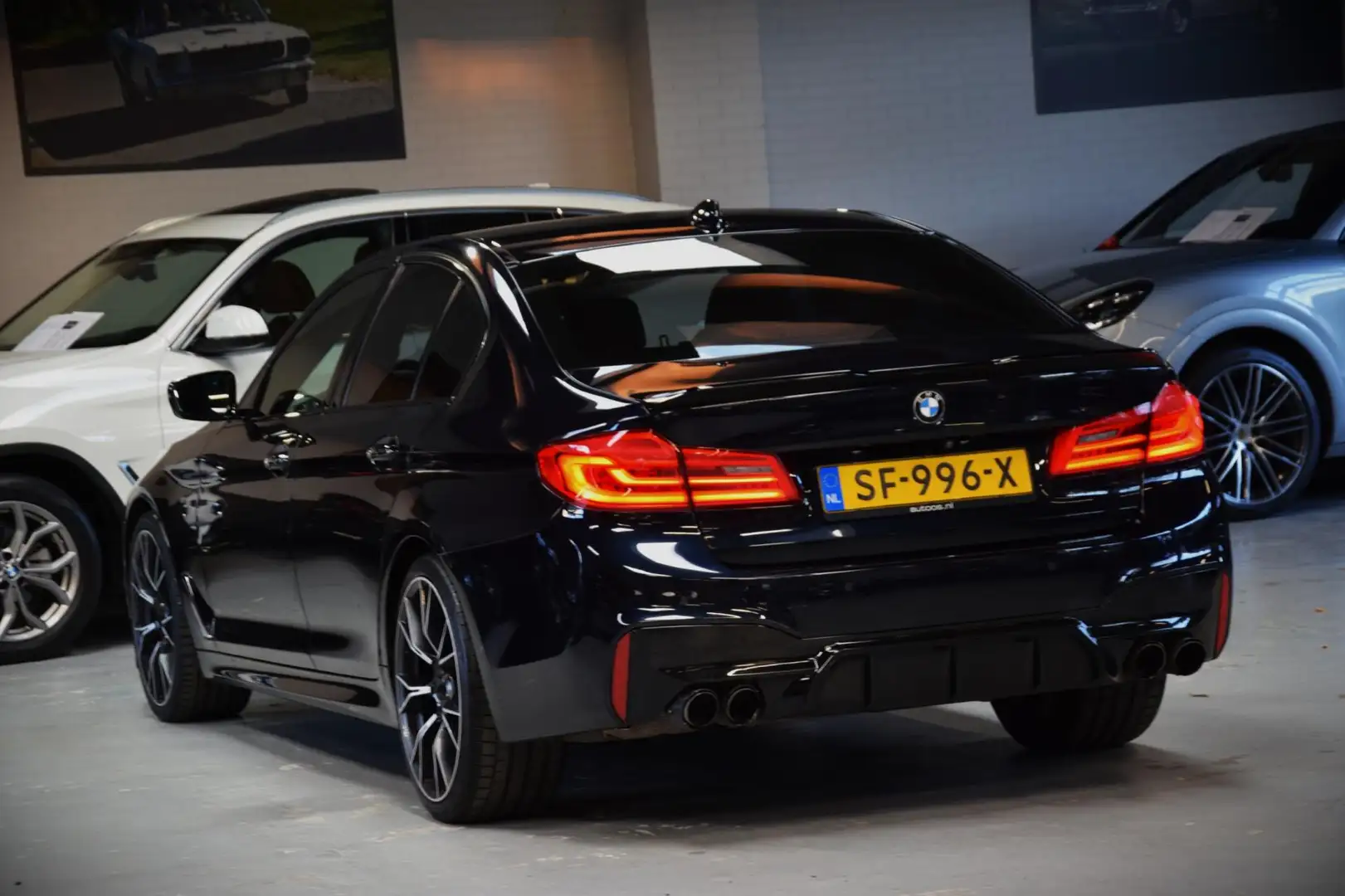 BMW 520 5-serie 520i High Executive M-Pakket|Org.NL|Leder| Noir - 2