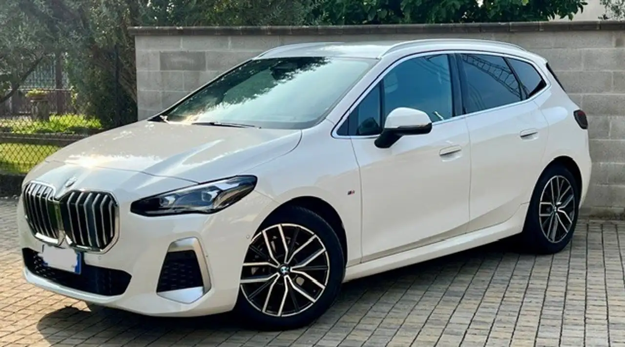 BMW 218