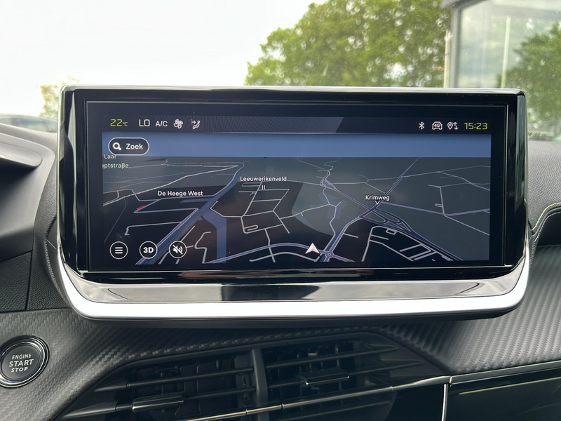 Peugeot e-2008 EV GT 54 kWh — photo 10
