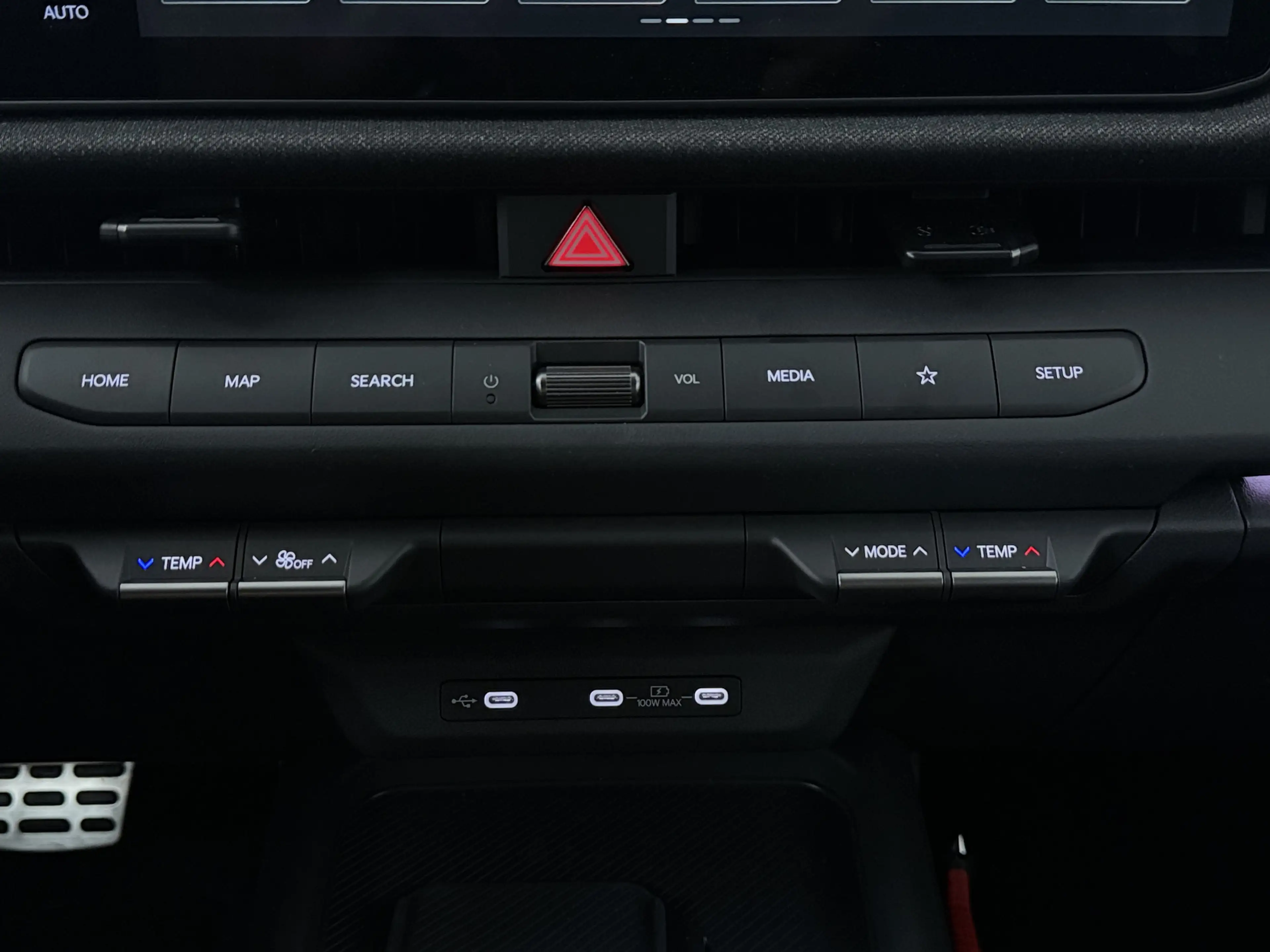 Kia Seltos 1.6 GDi Hybrid X-Line Launch Edition | Company Car — photo 12