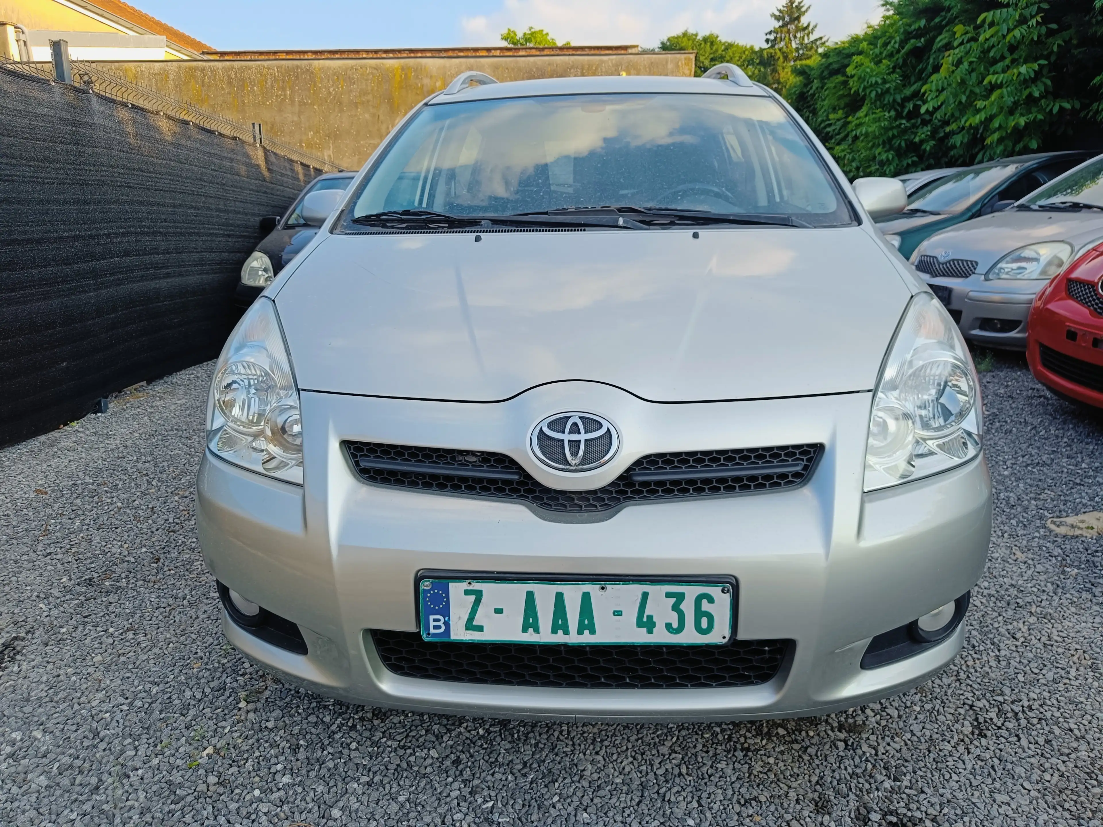 Toyota Corolla Verso 1.6i essence 5 places — photo 12