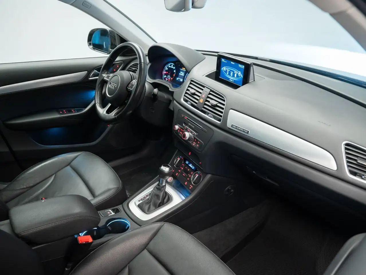 Audi Q3 снимка Audi Q3