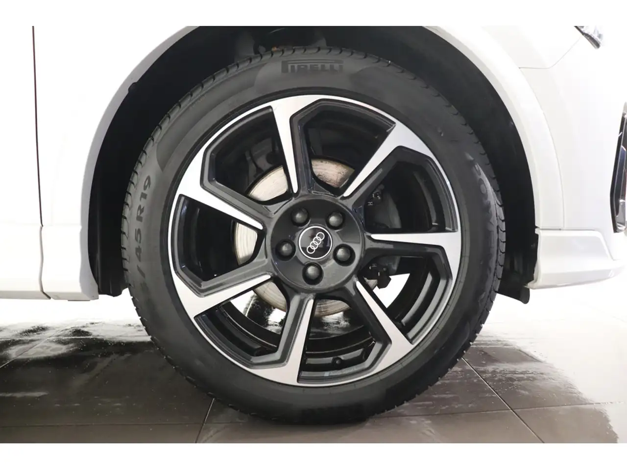 Audi Q3, фото 5
