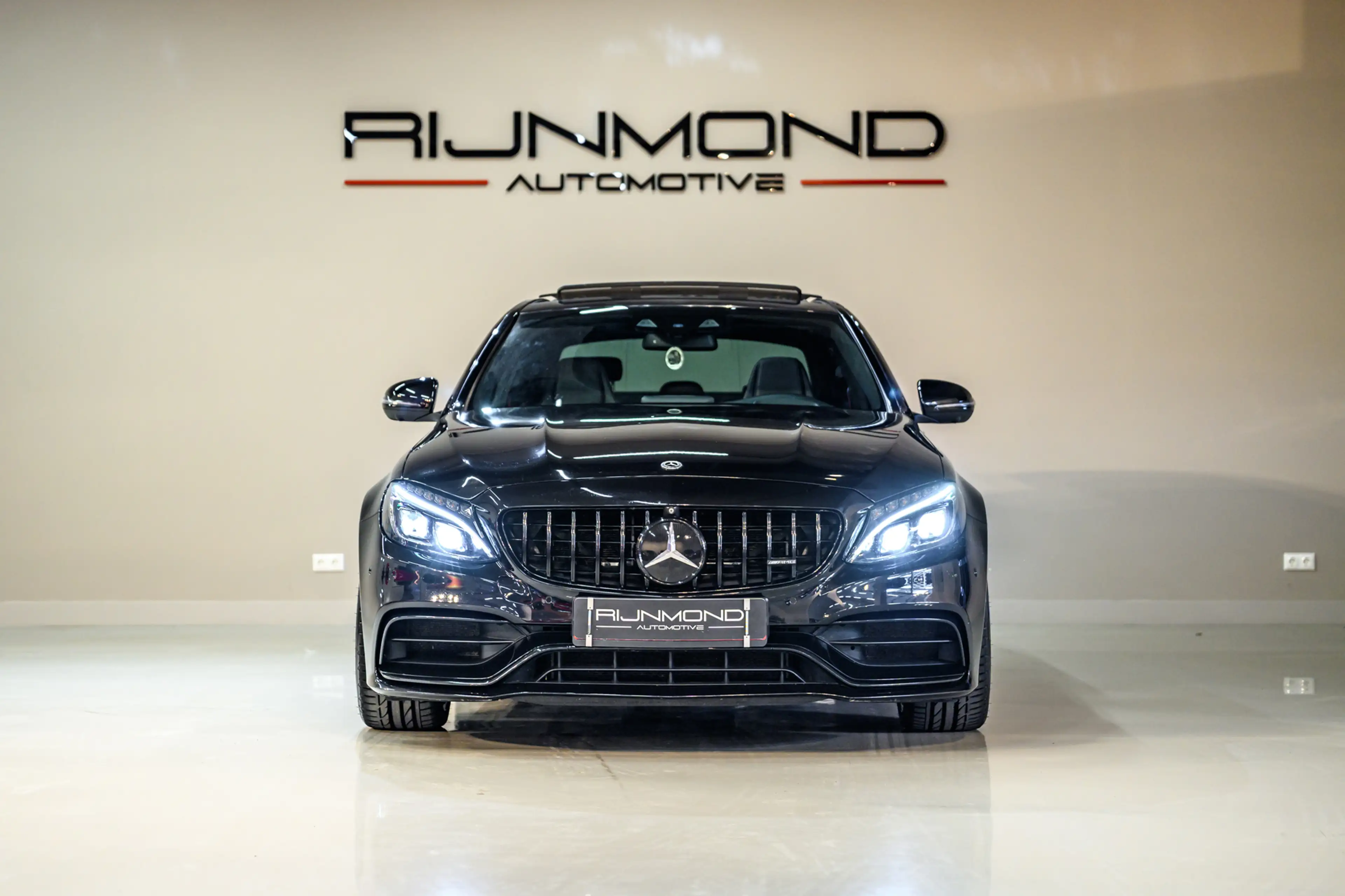 Mercedes-Benz C 63 AMG 63|Memory|360-Camera|Pano|Acc|Export — photo 3