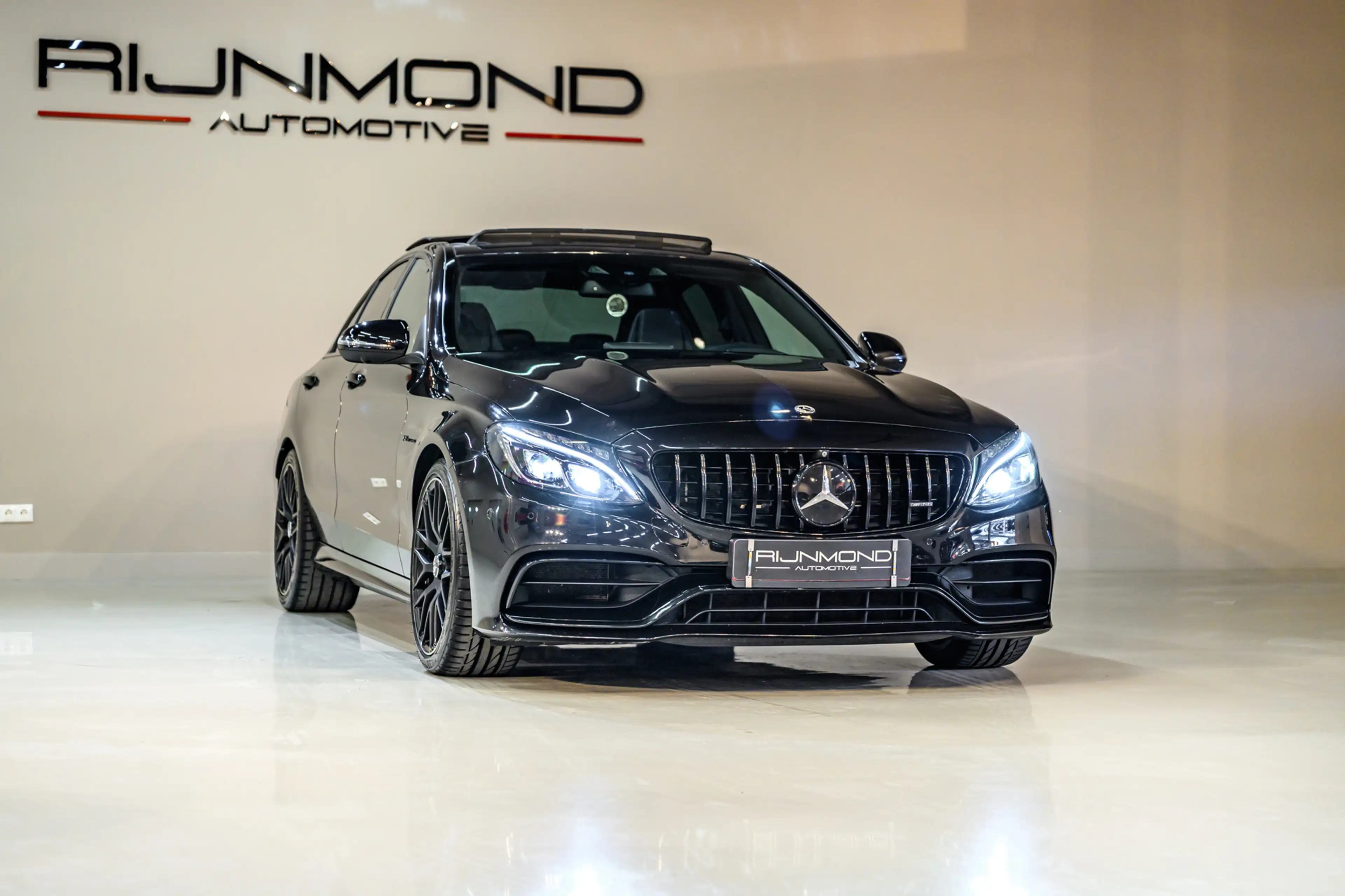 Mercedes-Benz C 63 AMG 63|Memory|360-Camera|Pano|Acc|Export — photo 7
