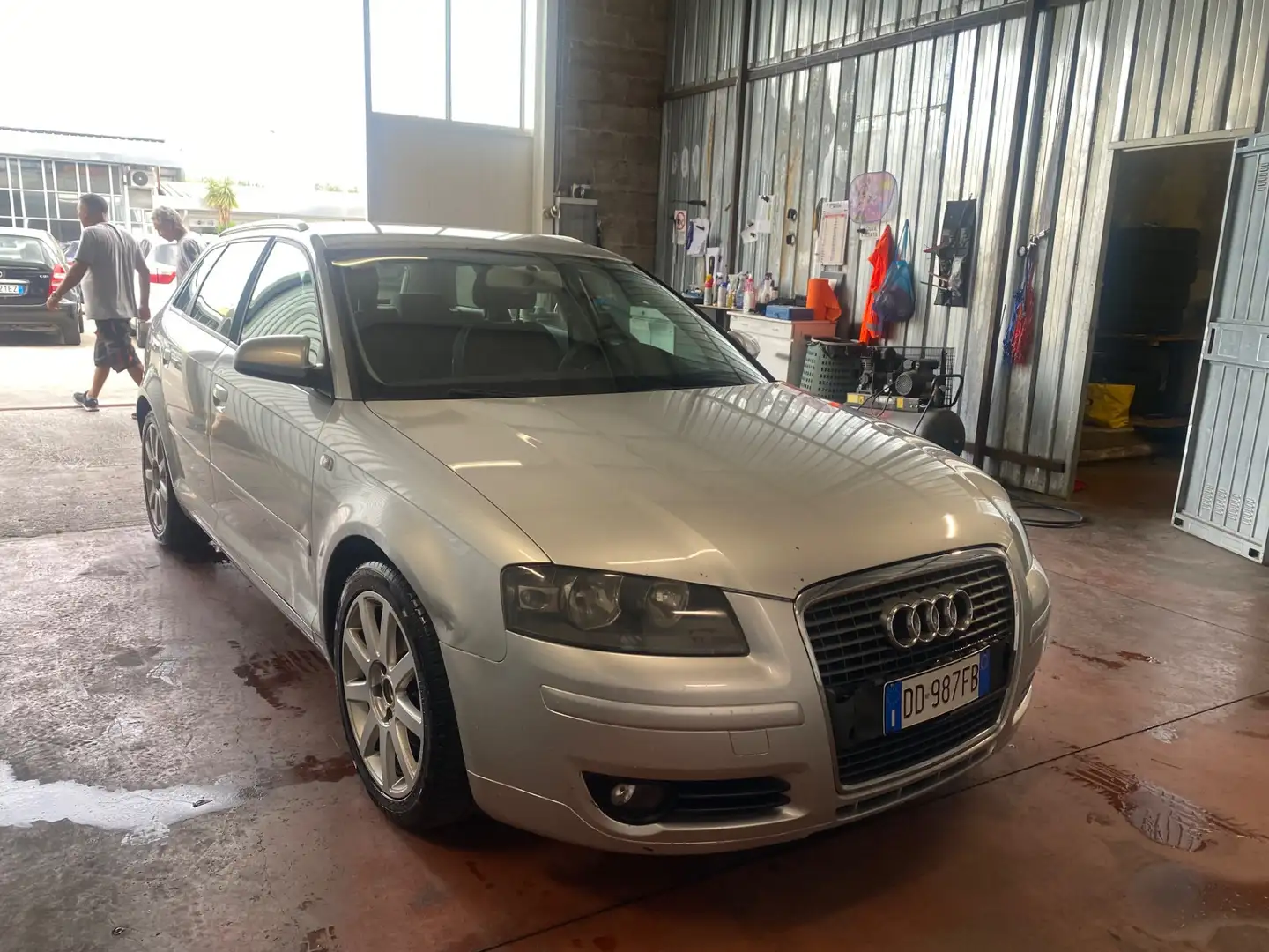 Audi A3 A3 SPB 2.0 16V TDI Ambition Grigio - 2