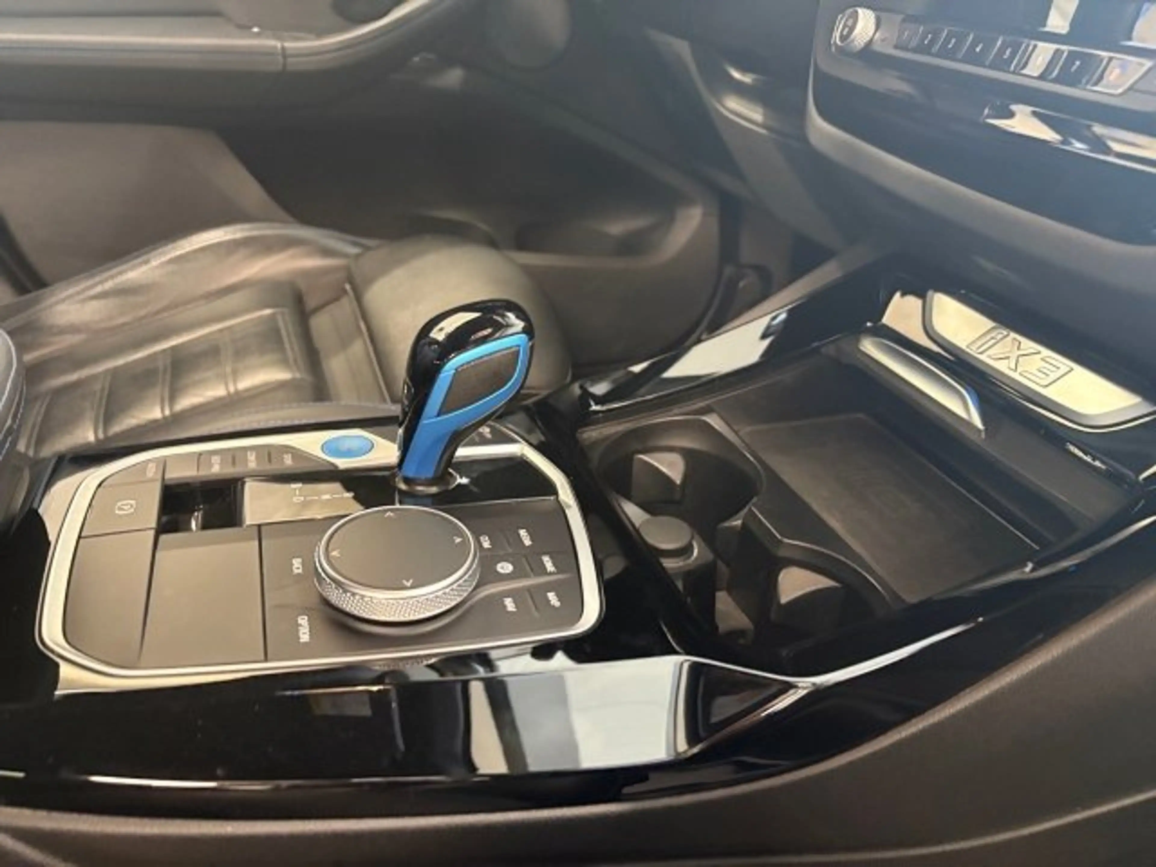 BMW iX3 G08 HA0 — photo 9