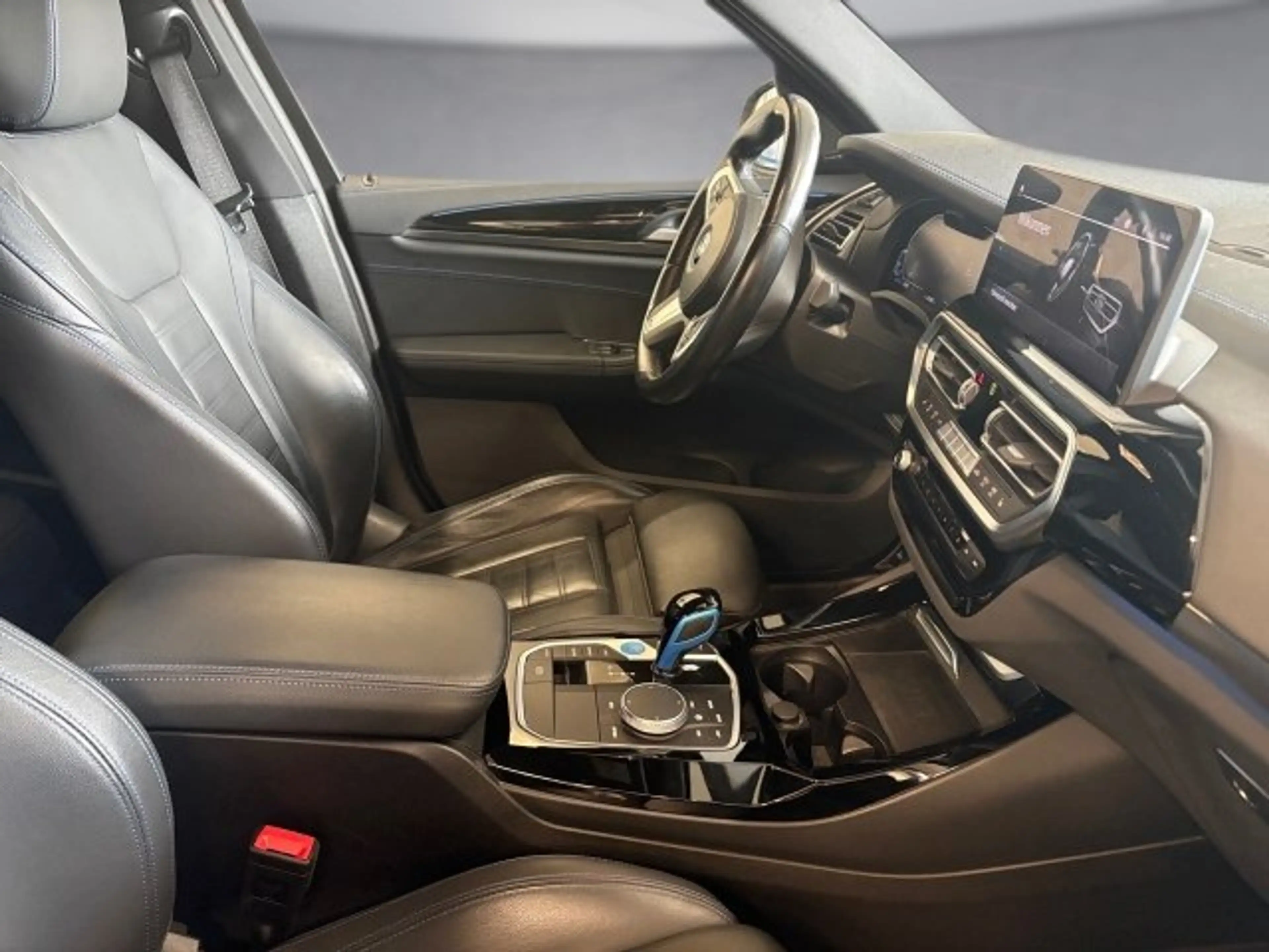 BMW iX3 G08 HA0 — photo 8