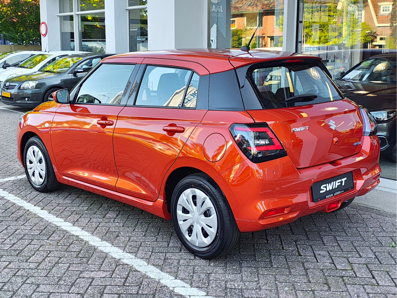 Suzuki Swift 1.2 COMFORT SMART HYBRID Direct Leverbaar | Tot 10 — photo 3