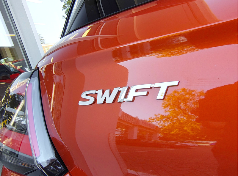 Suzuki Swift 1.2 COMFORT SMART HYBRID Direct Leverbaar | Tot 10 — photo 28
