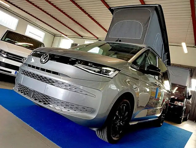 Volkswagen T7 California TOUR TDI DSG LED 360 *OK 104 E AUTOCARRO*